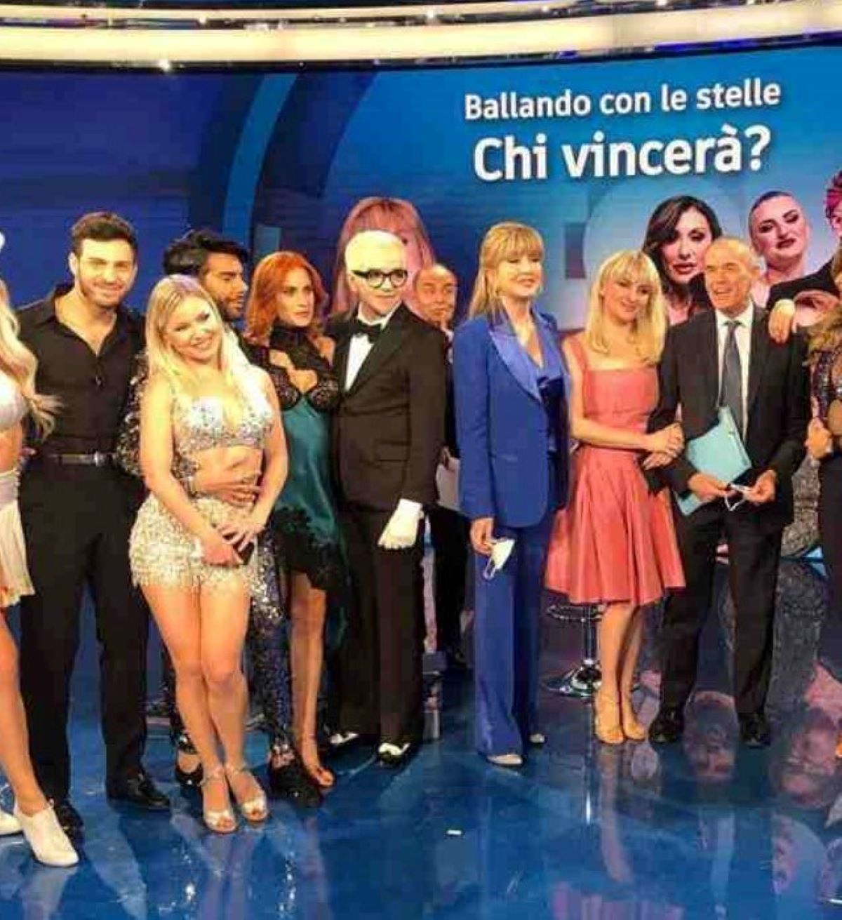 Ballando con le stelle Nuovo Concorrente Enrico Montesano