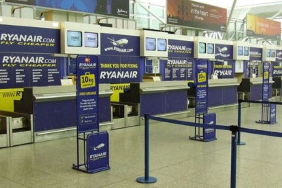 Londra Gate Aeroporto Mamma Aereo Ryanair