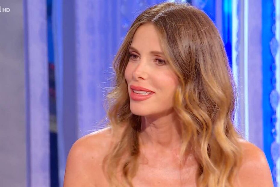 Alessia Marcuzzi Foto Lato B