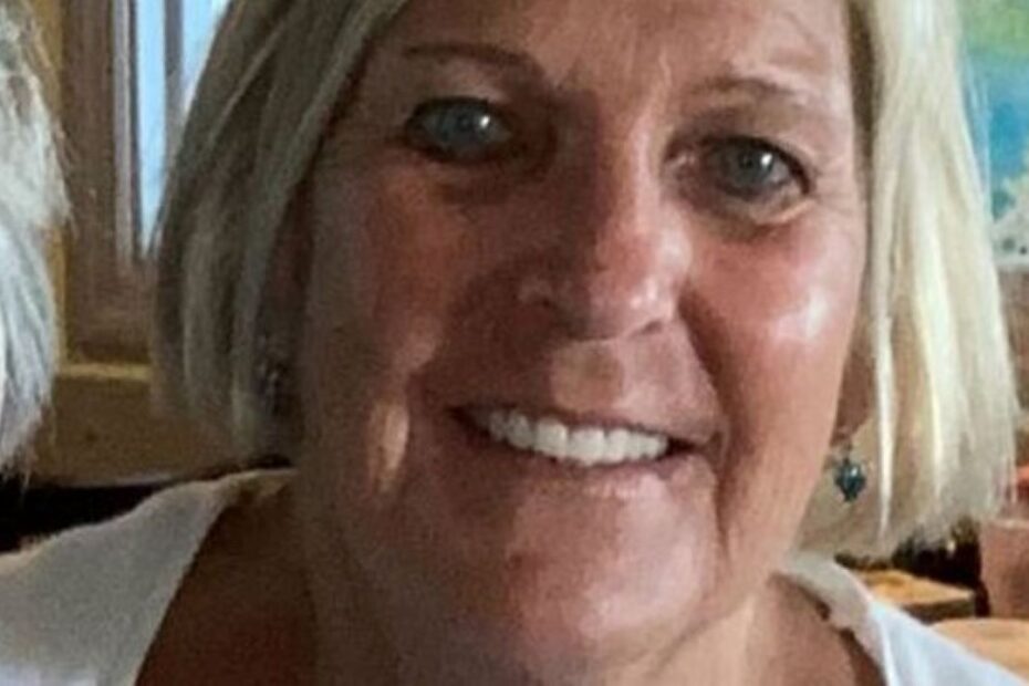 Stati Uniti Tammy Perreault Morta Spiaggia Ombrellone
