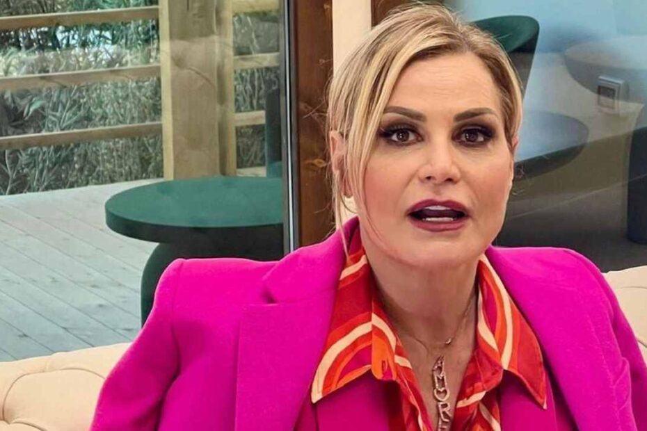 Simona Ventura Attacchi Video