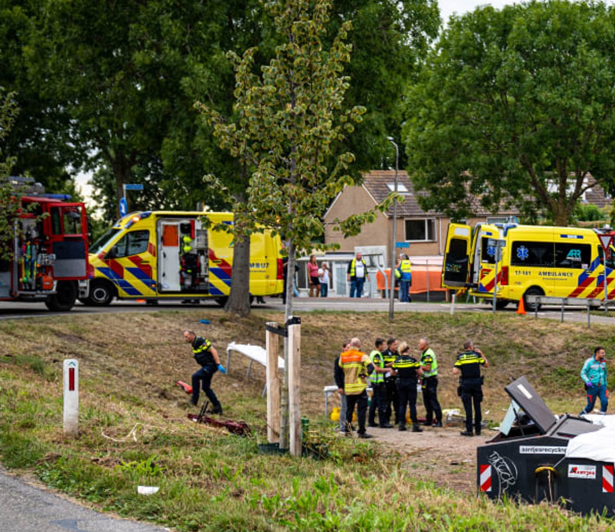 Camion fuori strada durante i festeggiamenti. La tragedia in Olanda