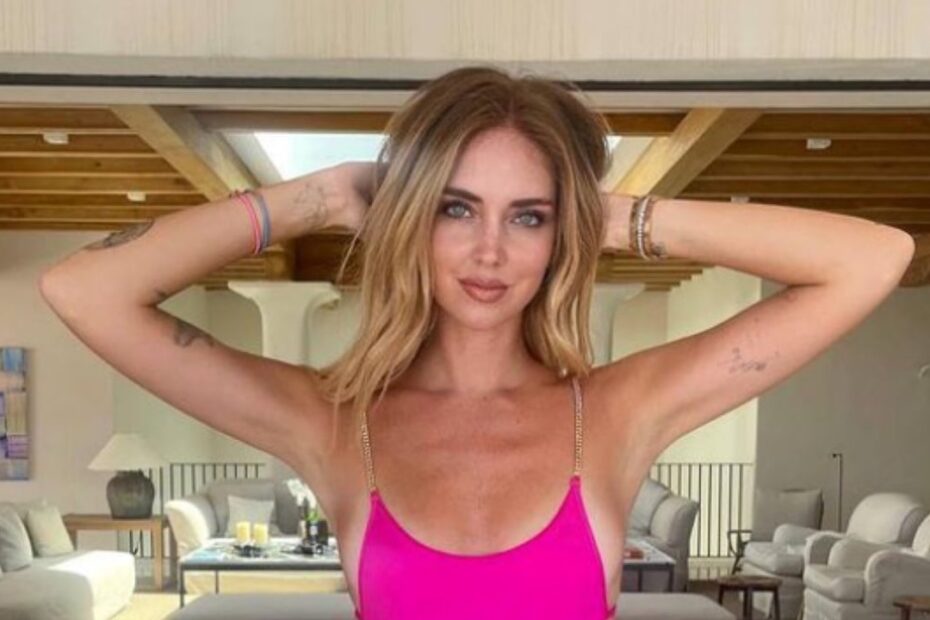 Chiara Ferragni in topless