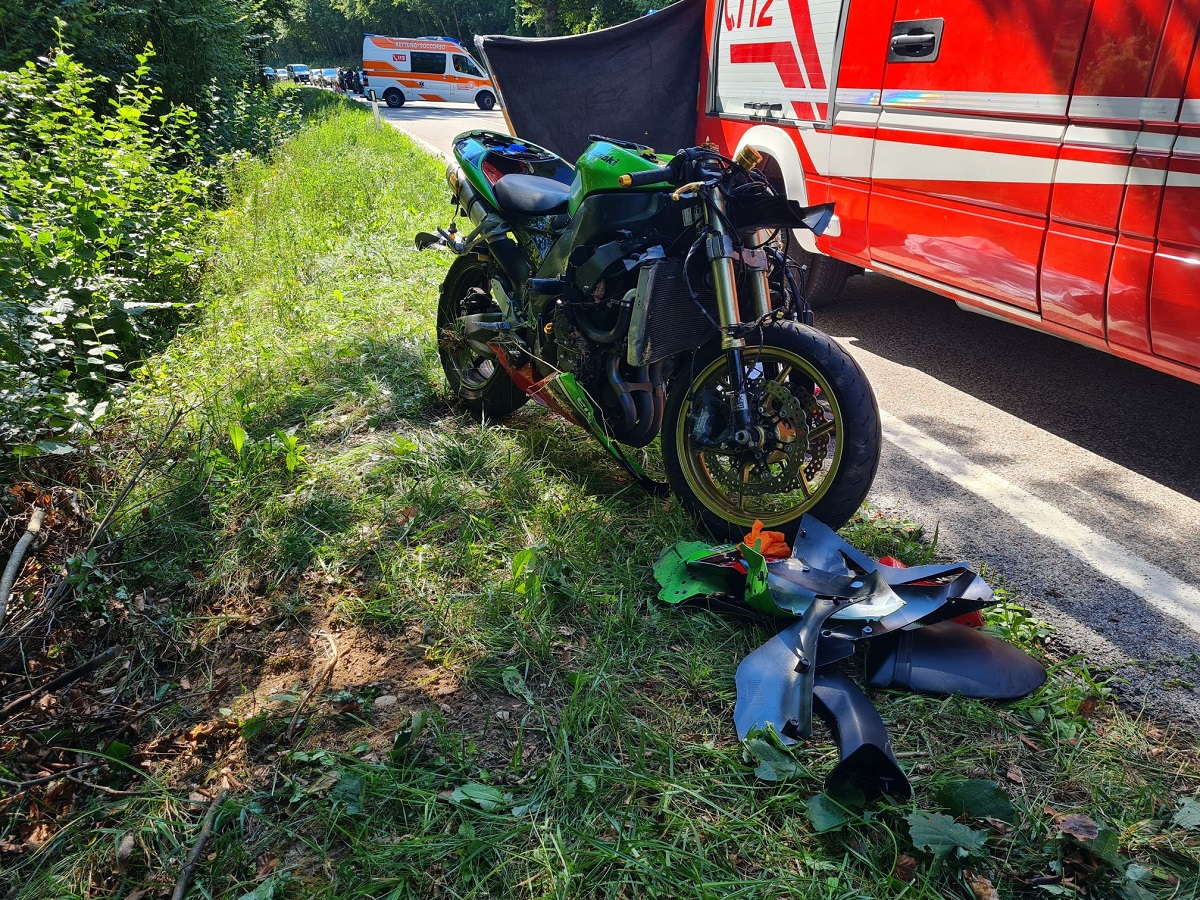 Alex e Corinna morti in un incidente in moto