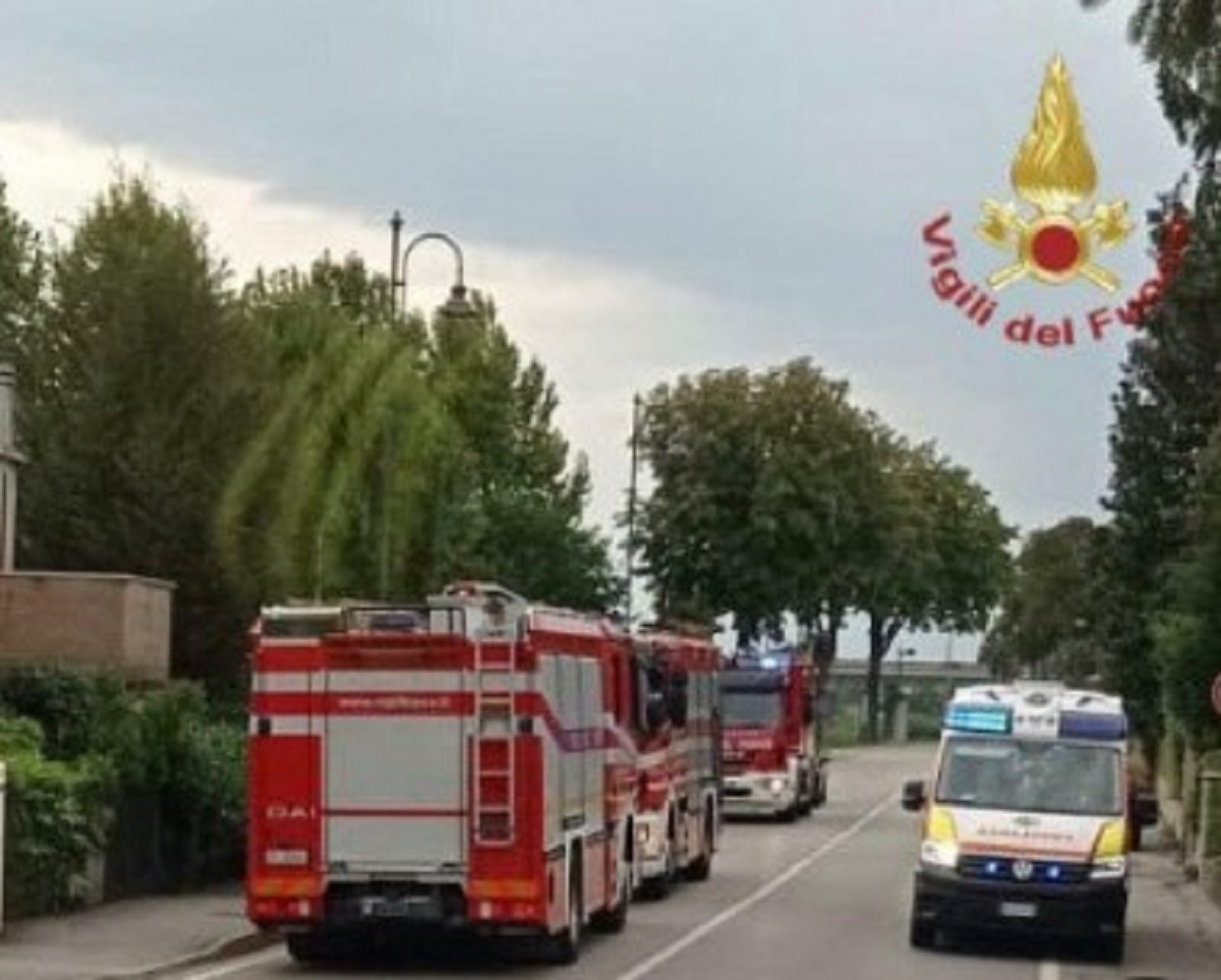 Esplosione in casa in provincia di Venezia