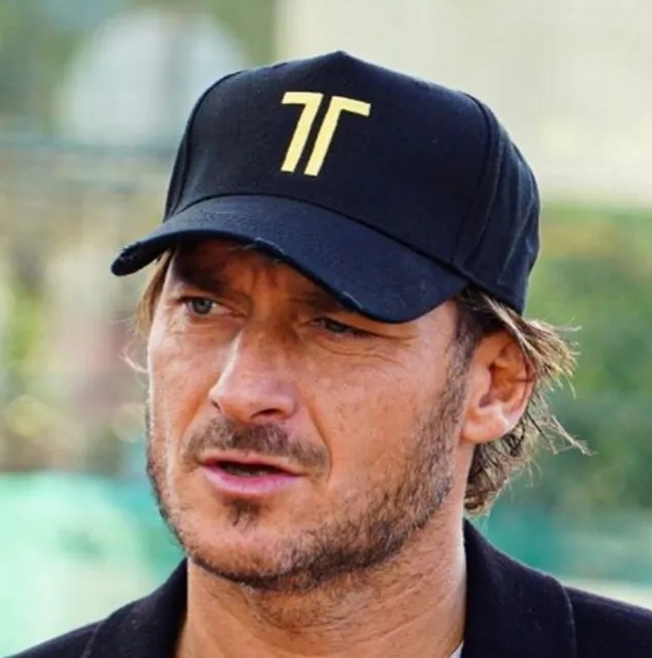 Noemi e Totti insieme al mare