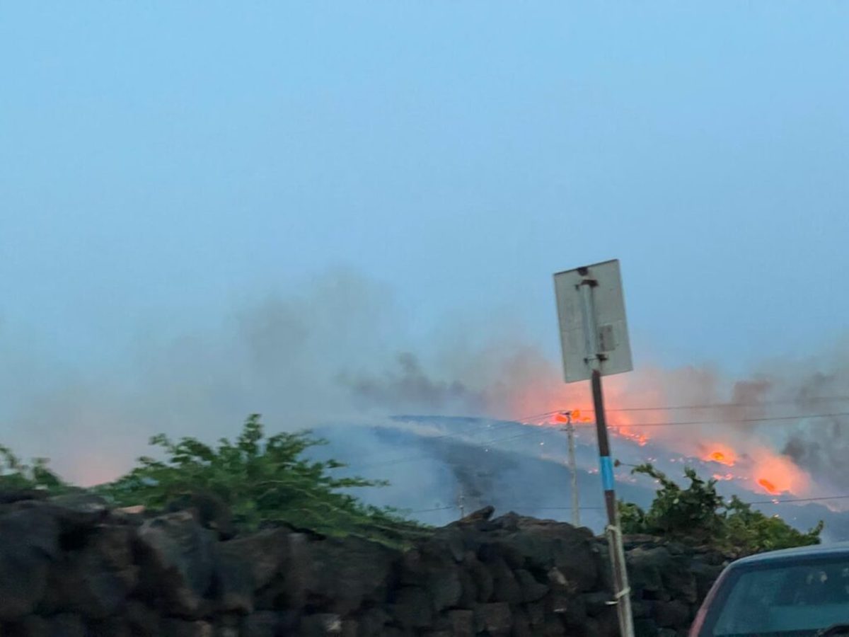 Incendio a Pantelleria