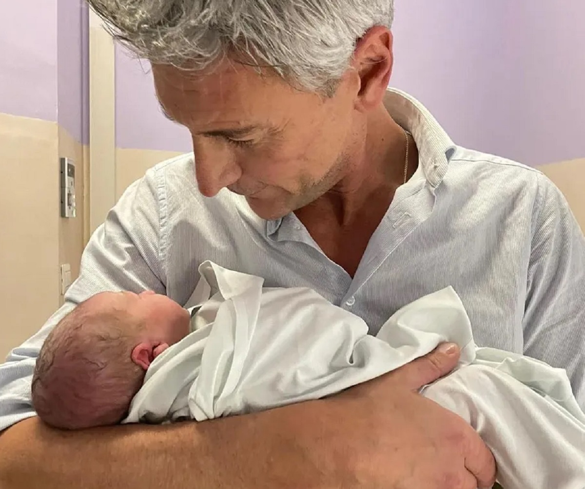 Roberto Farnesi lutto per l'attore perdita della madre