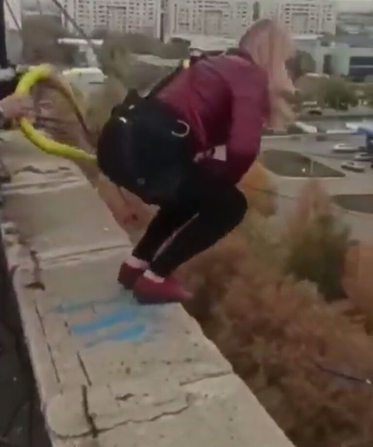 una-donna-morta-dopo-essersi-lanciata-col-bungee-jumping