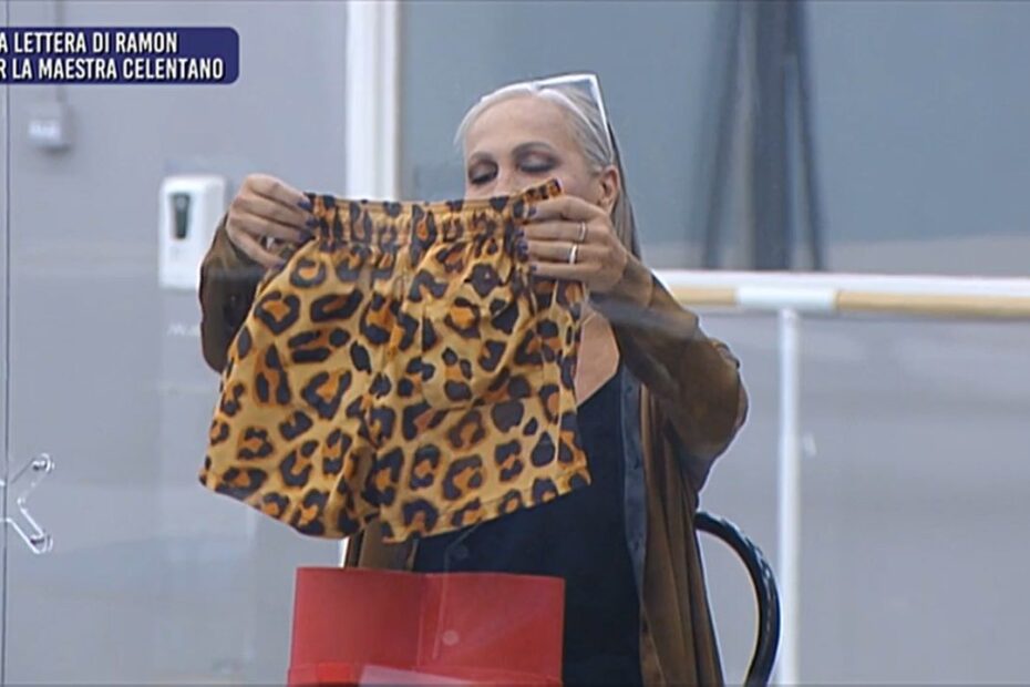 Amici 22 Alessandra Celentano Mutande