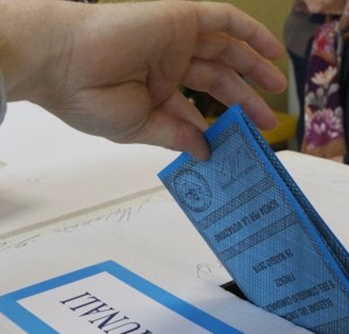 Tagliando antifrode sulle schede elettorali