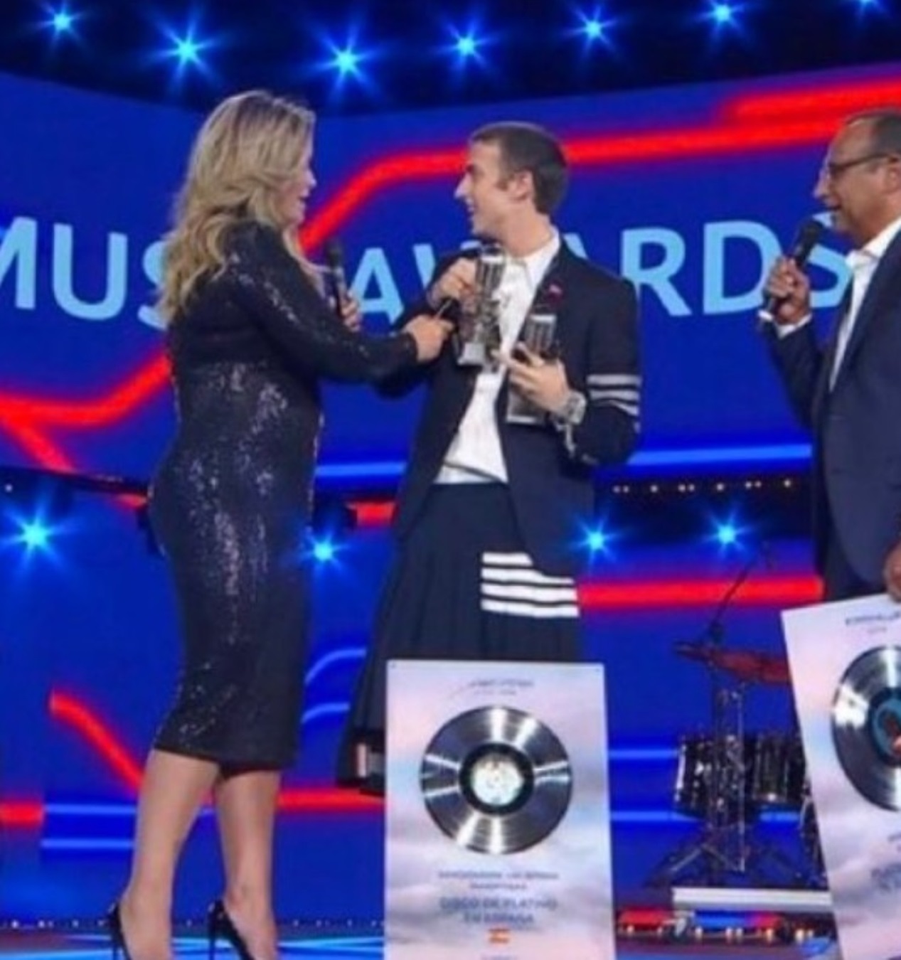 vanessa incontrada critiche tim music awards