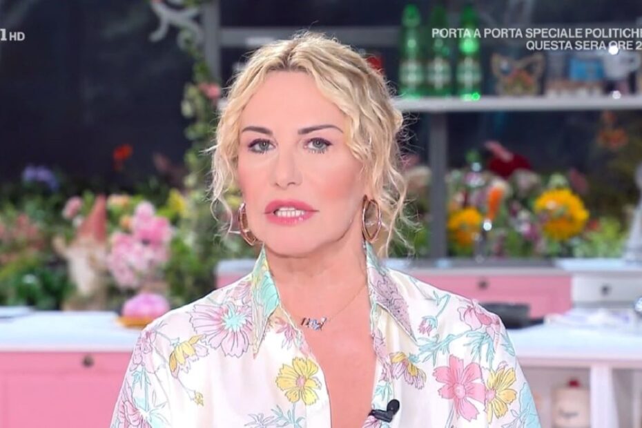 Eleonora Daniele Antonella Clerici Programmi Sospesi