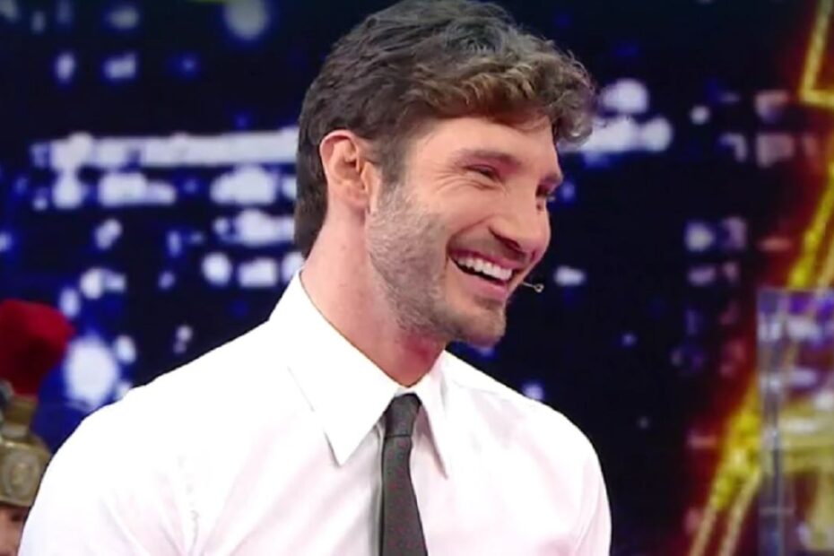Stefano De Martino Regalo 2 Milioni Villa