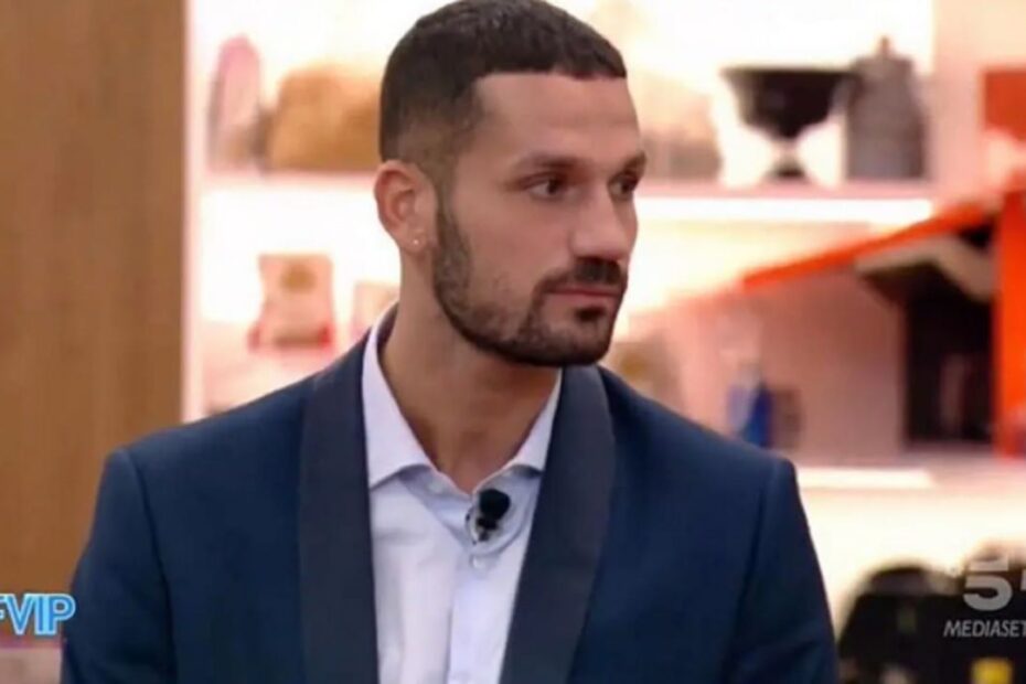 GF Vip 7 Luca Salatino Rimprovero Regia