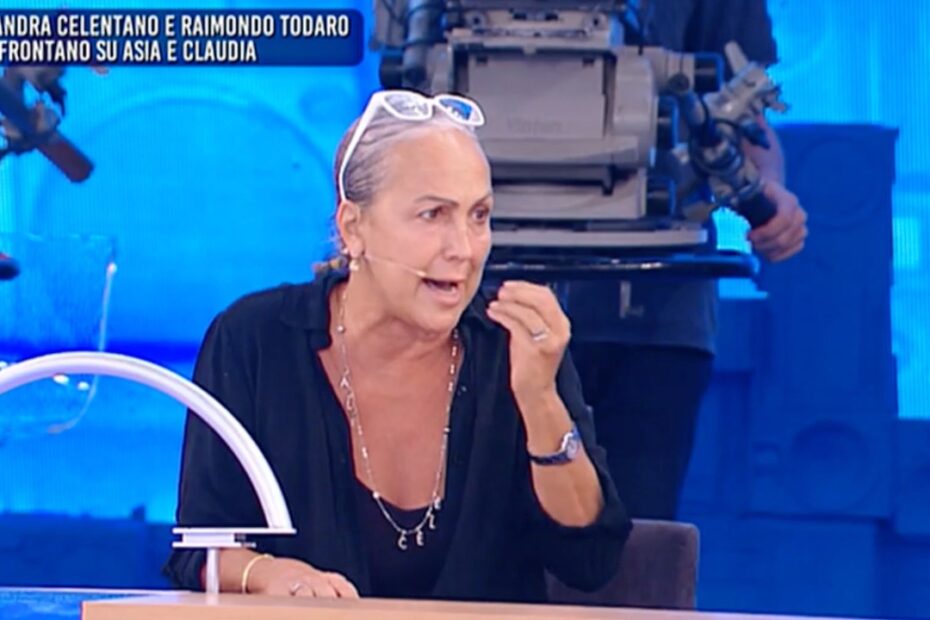 alessandra-celentano-raimondo-todaro-scontro-amici-22-asia
