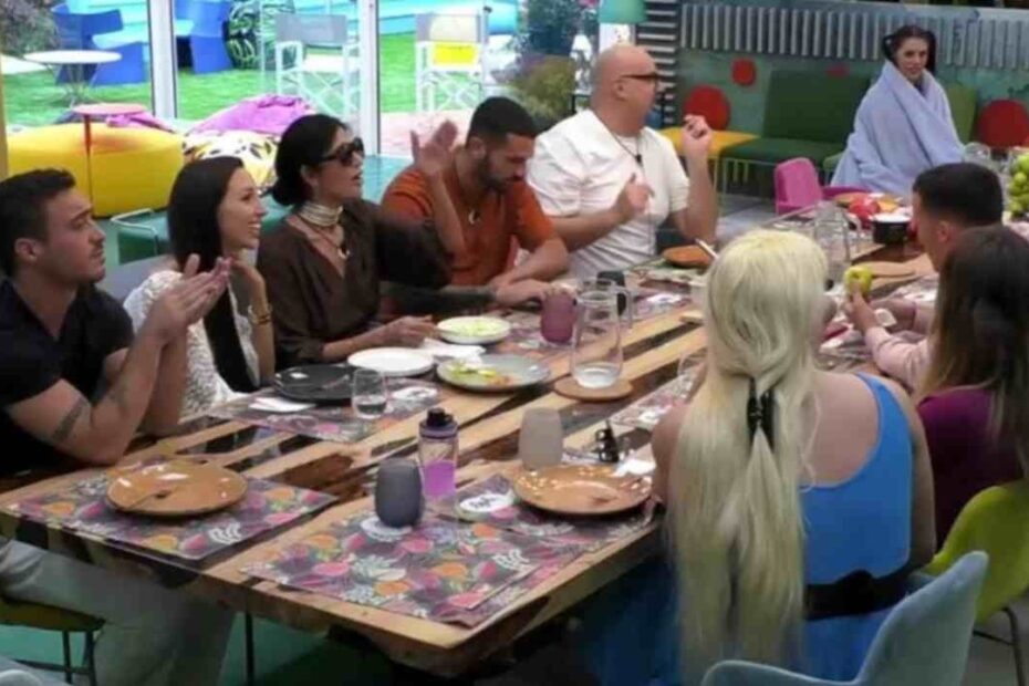 Diretta del GF Vip 7 interrotta lite Gegia Cristina