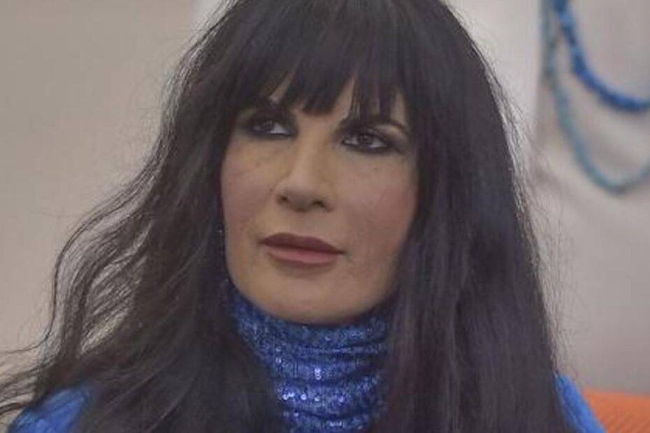 Il collo di Pamela Prati foto come è fatto