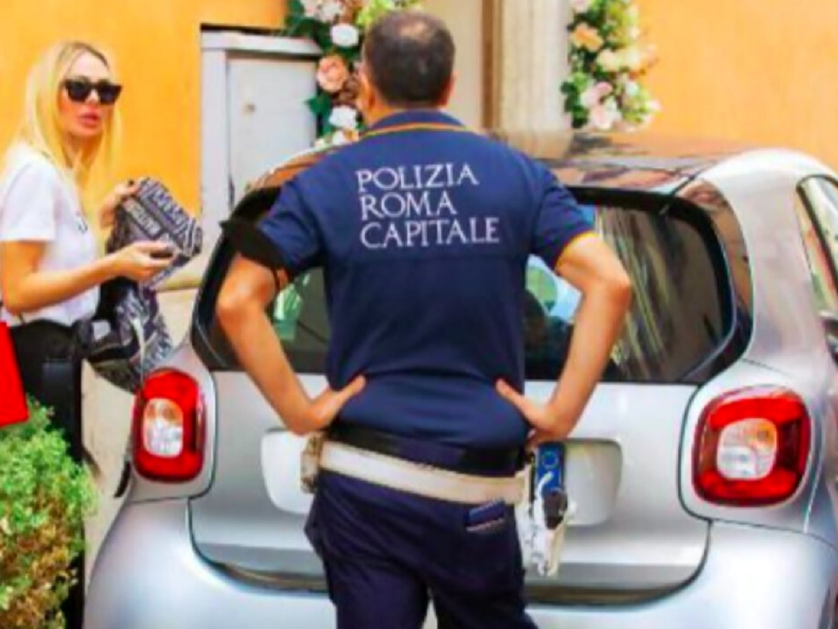 La multa a Ilary Blasi dopo il video dei Rolex