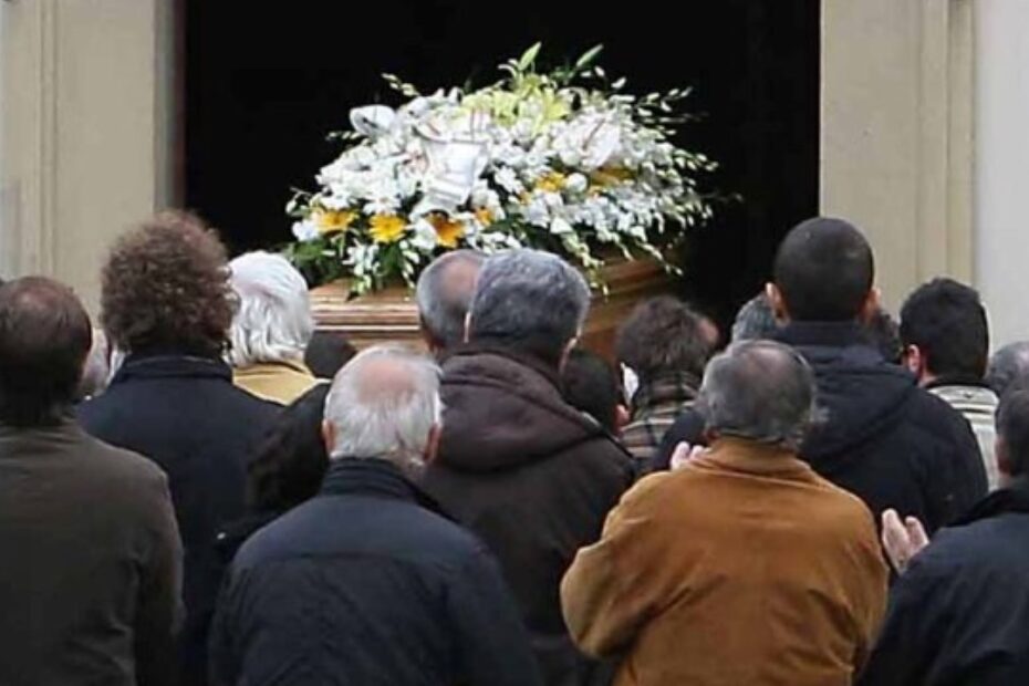 funerali rissa orologio eredità