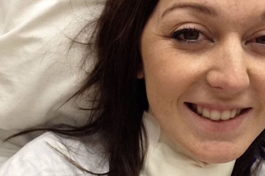 Christina McKnight ignora i sintomi del tumore alla tiroide