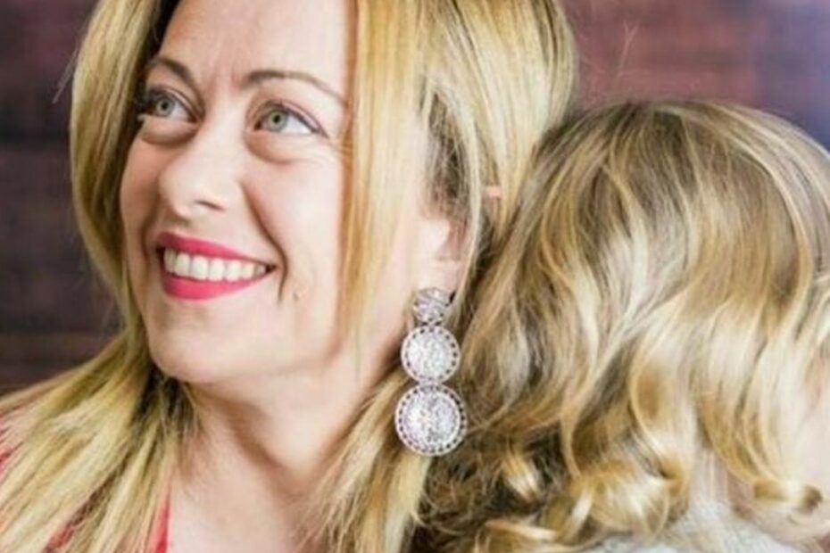La figlia di Giorgia Meloni al G2 Ginevra Giambruno