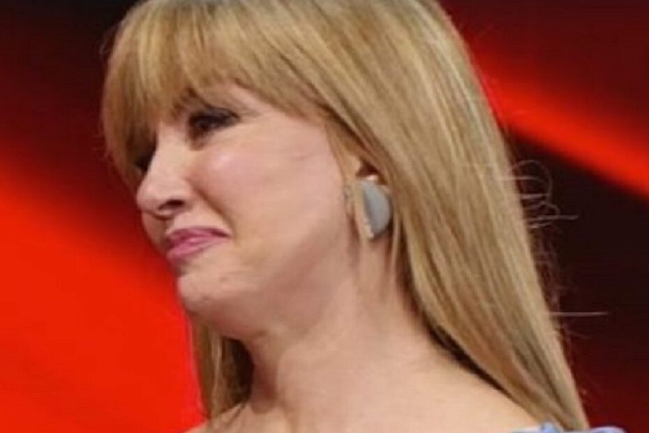 milly carlucci gesto selvaggia lucarelli