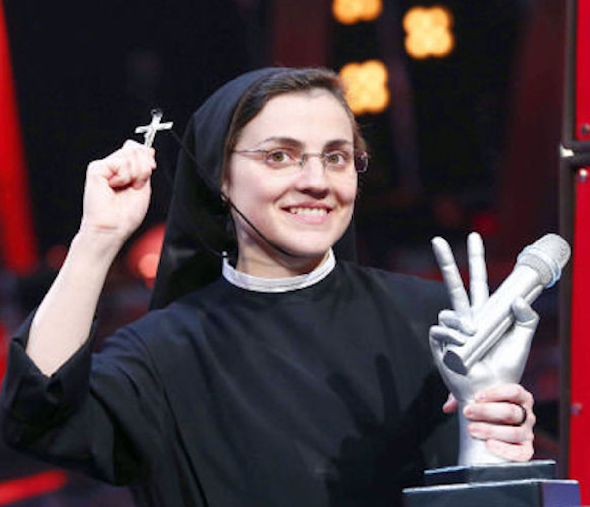 Polemica su suor Cristina suore orsoline risposta