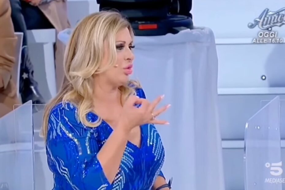 tina cipollari ida platano vergognosa ued