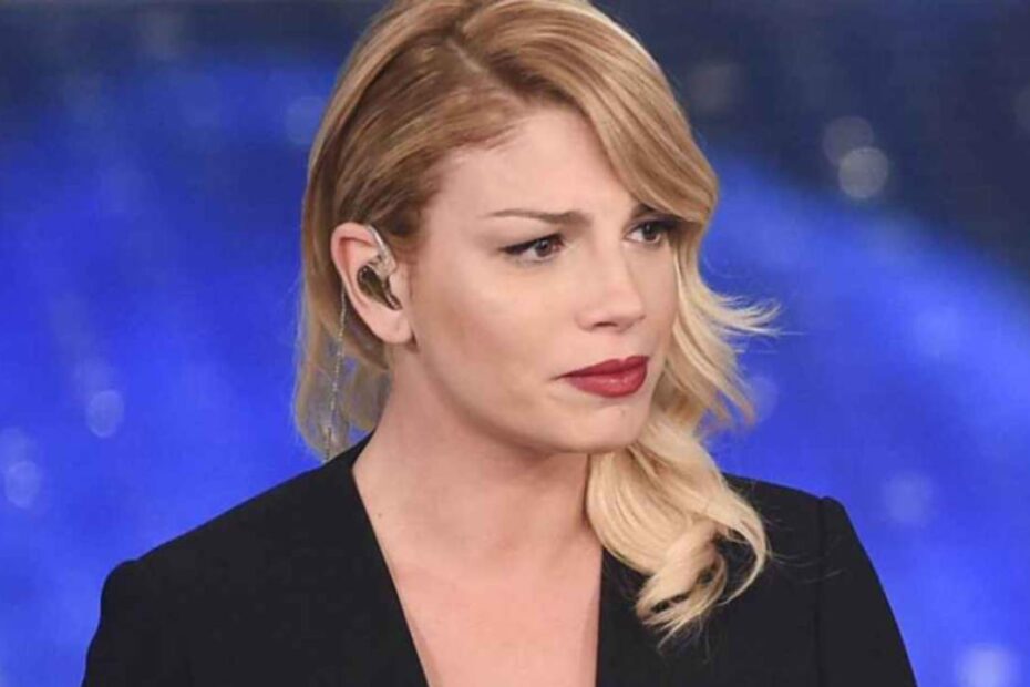 Emma Marrone Furiosa Gesto