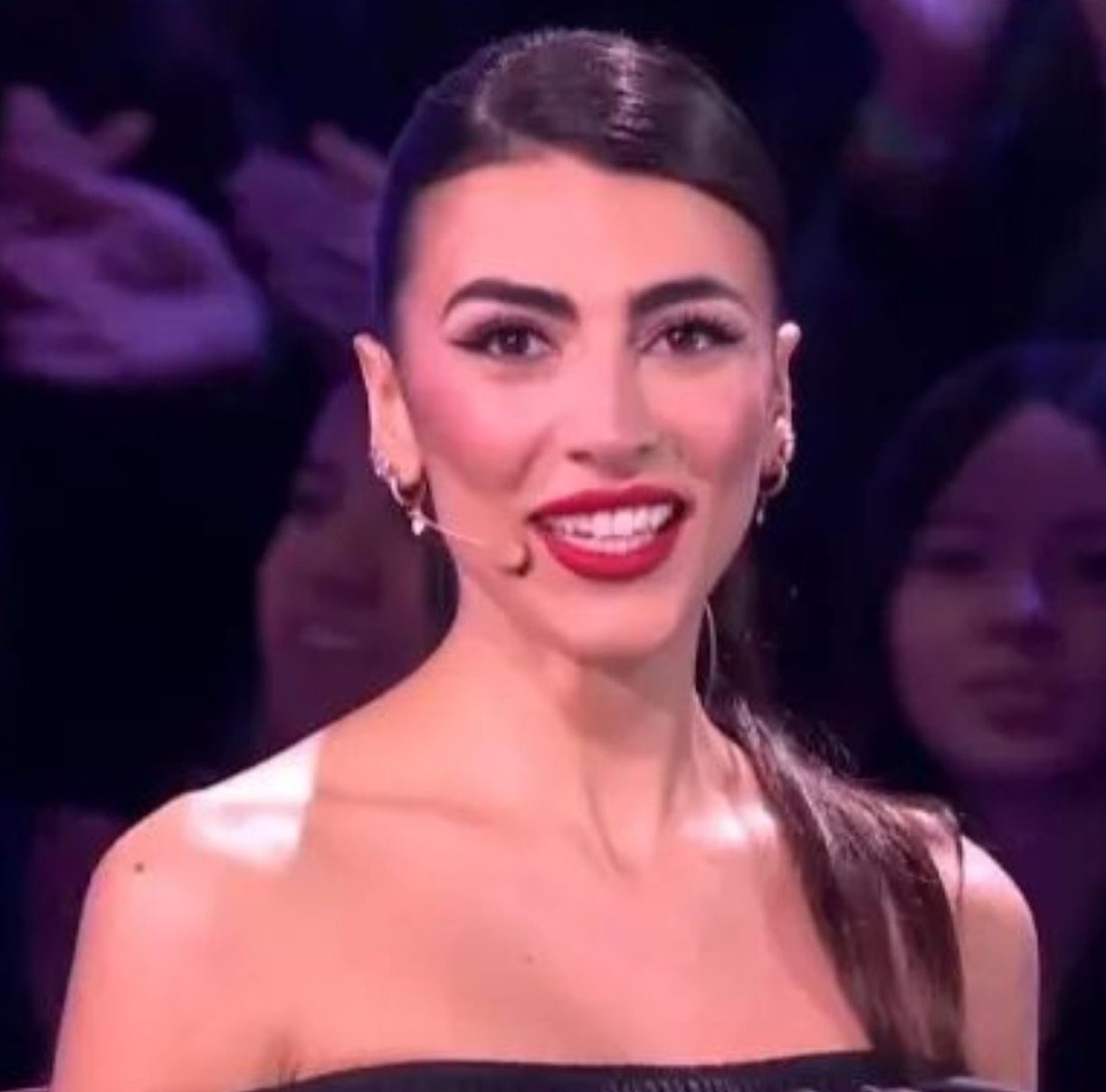 GF Vip 7: Giulia Salemi scopre le carte di Ginevra