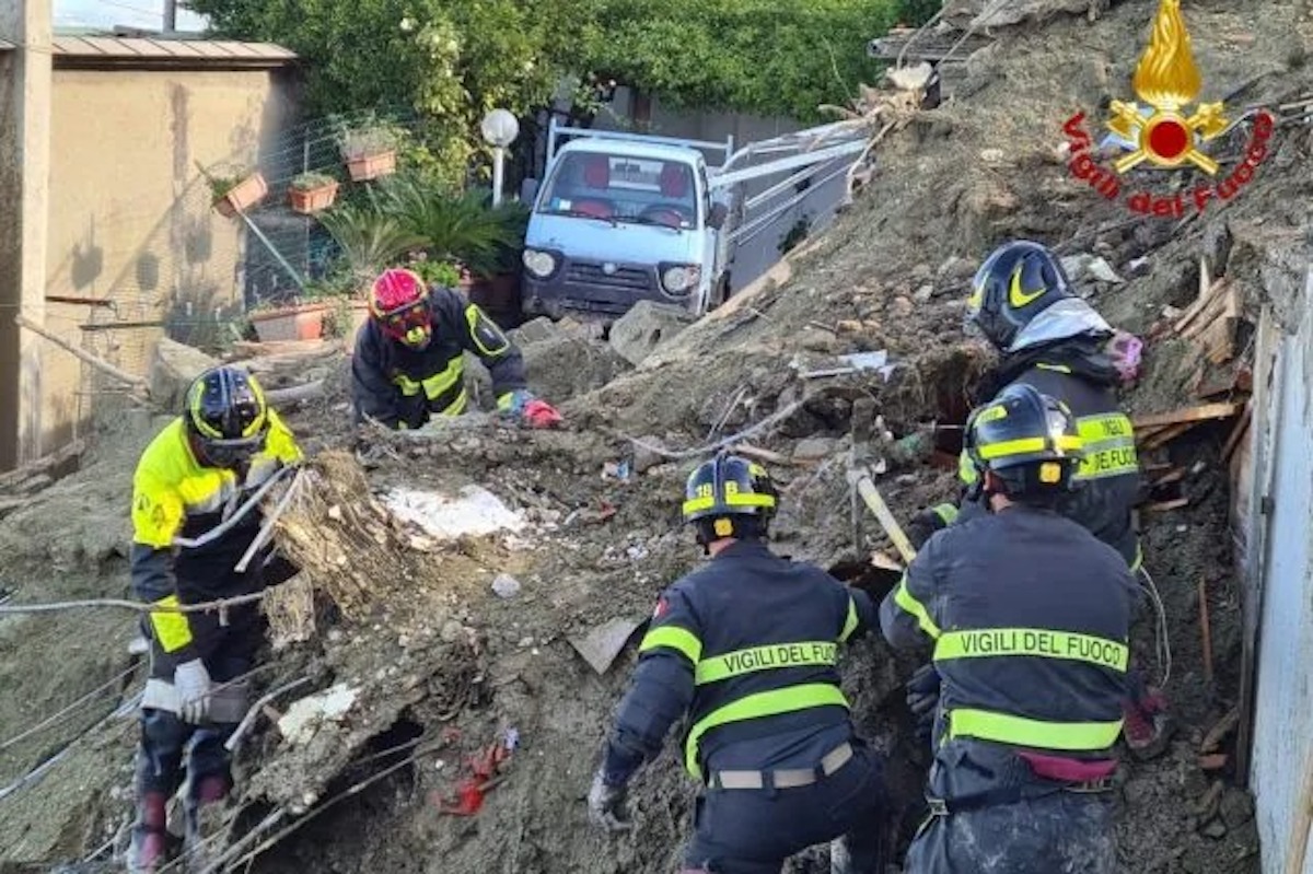 Mille persone evacuate da Casamicciola (Ischia)