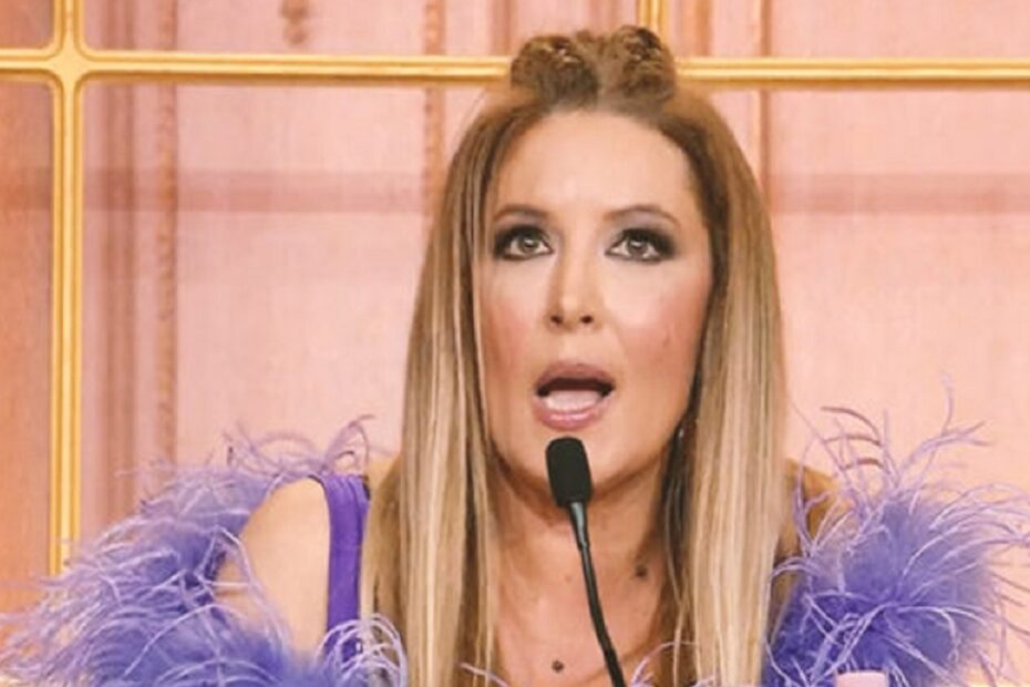 tutti contro selvaggia lucarelli