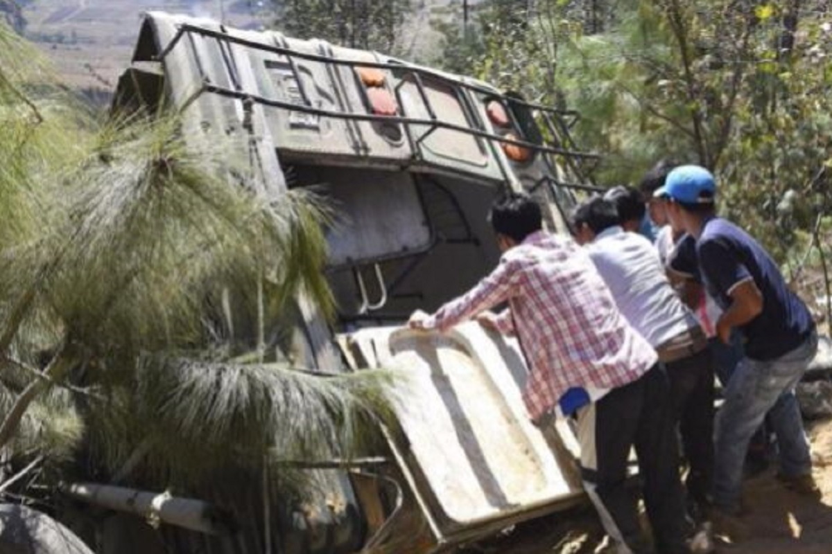 Tragedia di Capodanno a Città del Messico autobus 15 morti