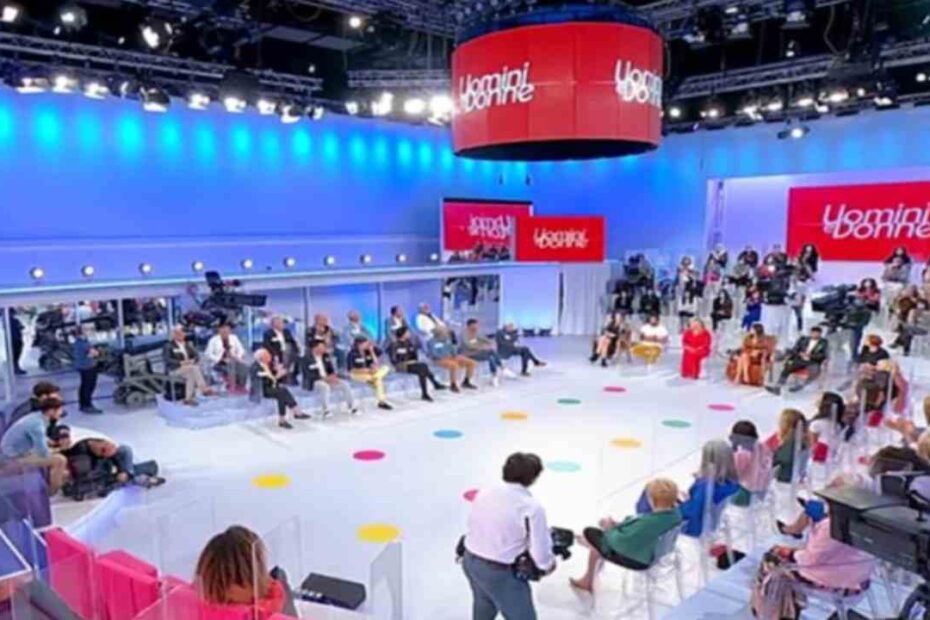 Uomini e Donne Maria De Filippi Lavoro