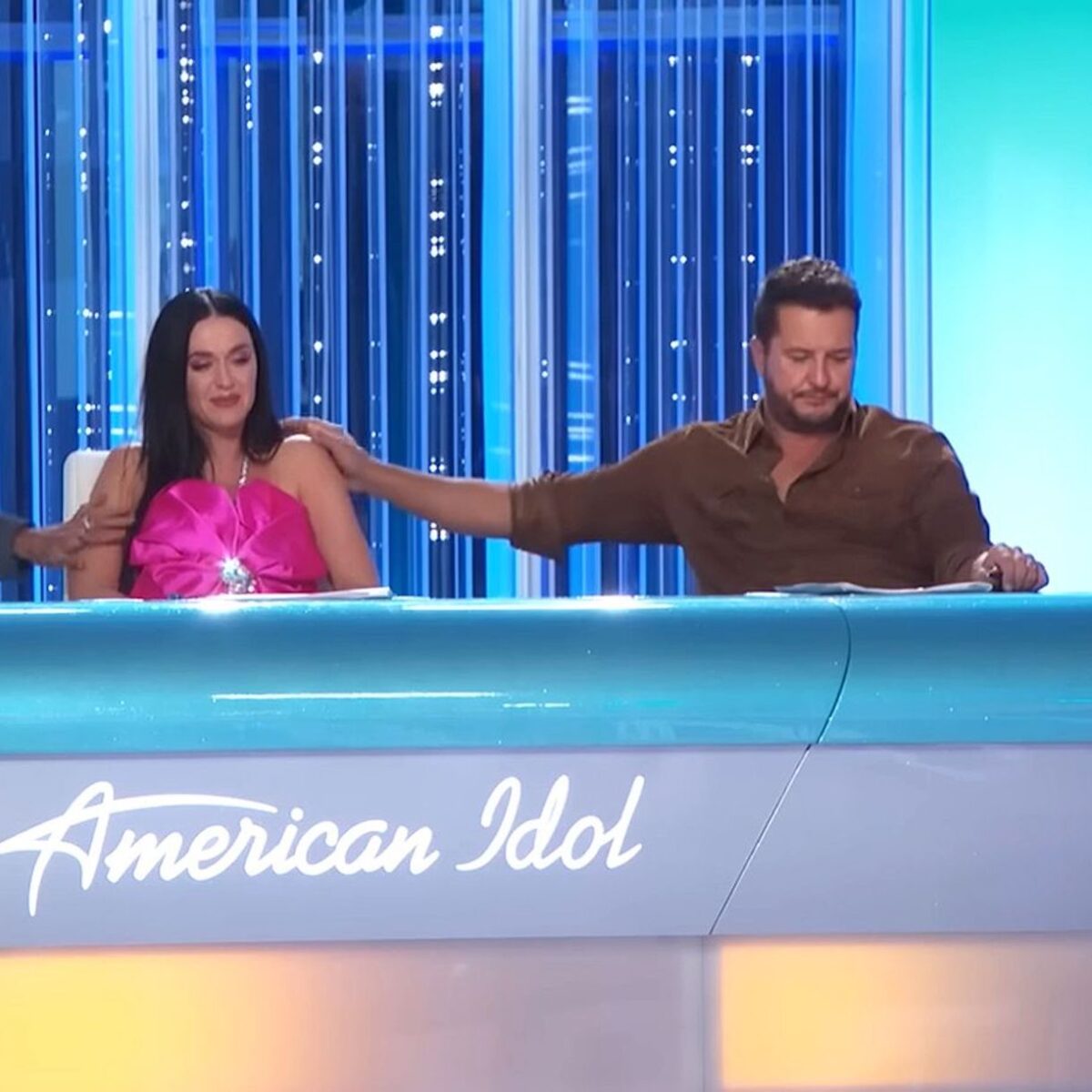 La furia di Katy Perry durante l'ultima puntata di American Idol