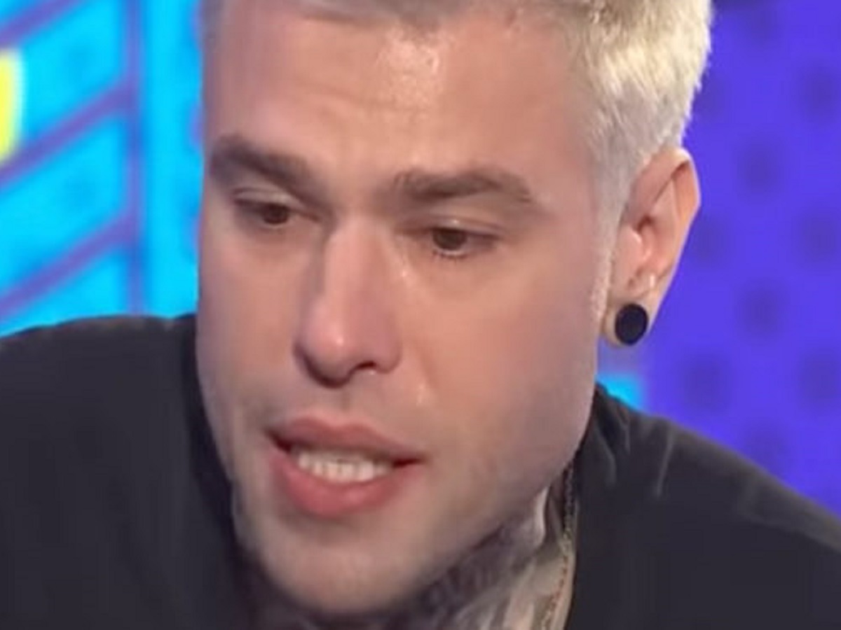 Fedez rompe il silenzio, spunta il messaggio 