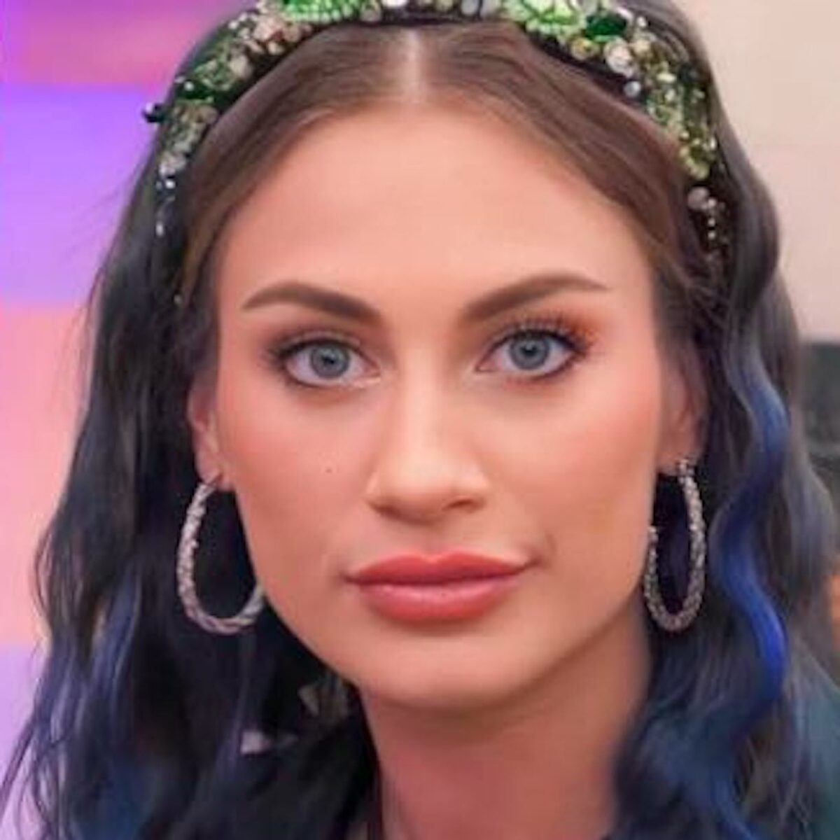 Ivana Mrazova è una furia contro Nikita Pelizon