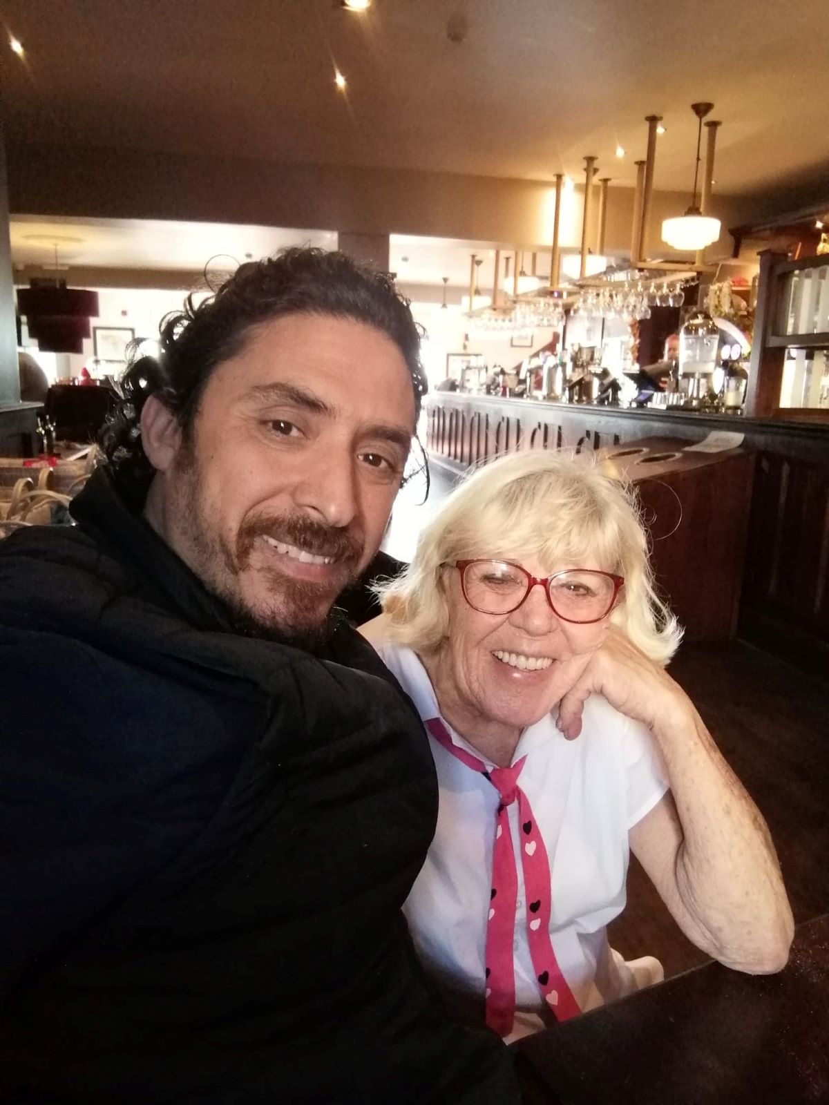 Iris Jones 83 Anni Sposata Ragazzo 