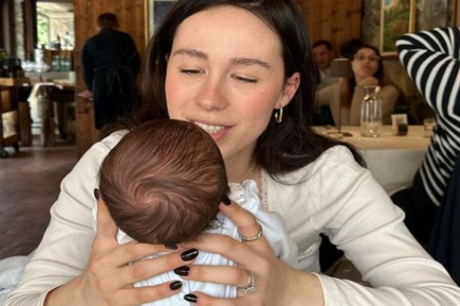 Aurora Ramazzotti Regalo