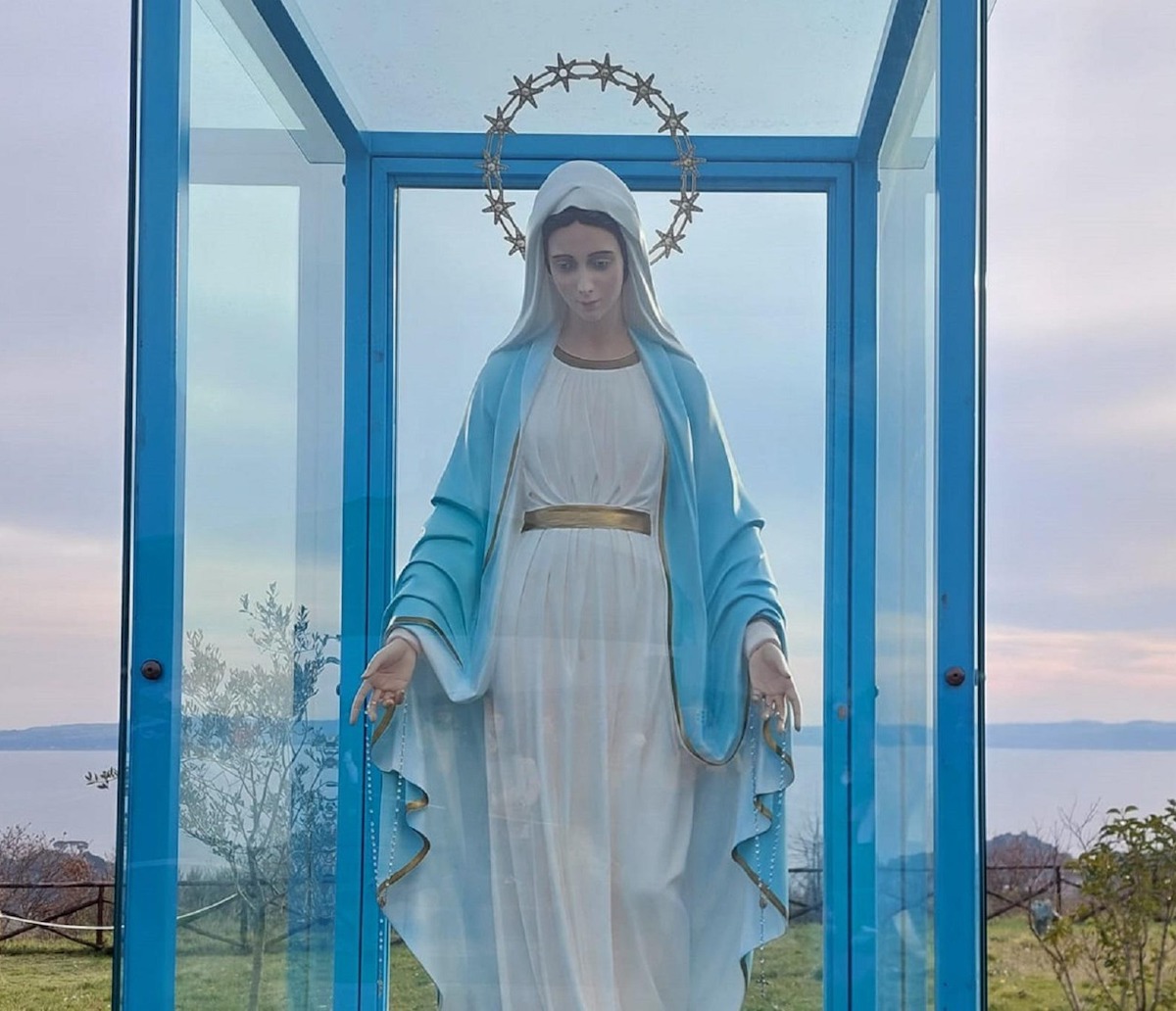 Madonna di Trevignano, gli esami sul sangue delle lacrime
