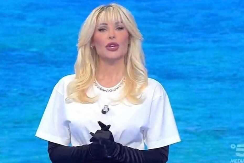 ilary blasi cachet isola dei famosi 2023