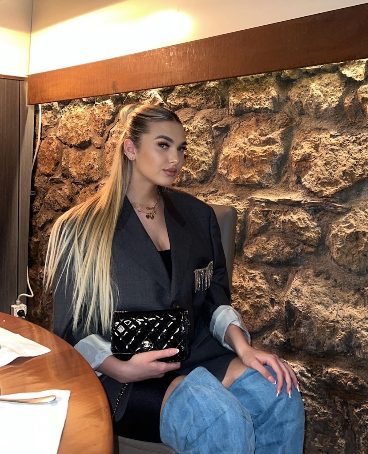 chanel totti critiche compleanno