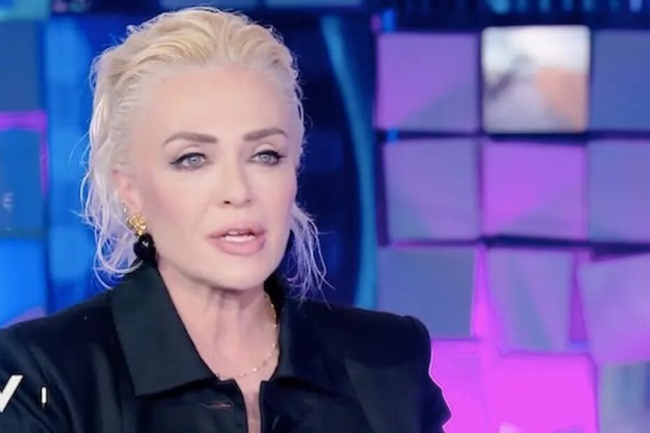 Attimi di tensione a Verissimo durante l’intervista a Paola Barale
