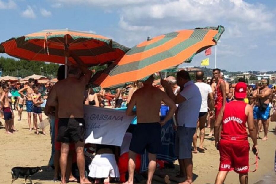 San Benedetto malore in spiaggia muore turista