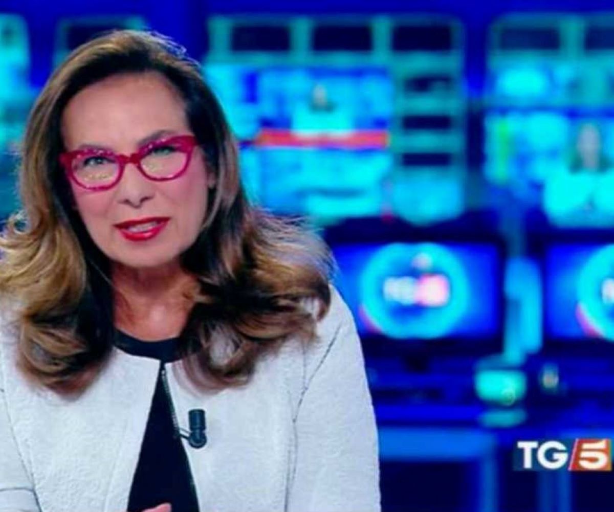 Selvaggia Lucarelli contraria alla scelta di Cesara Buonamici al GF Vip 8
