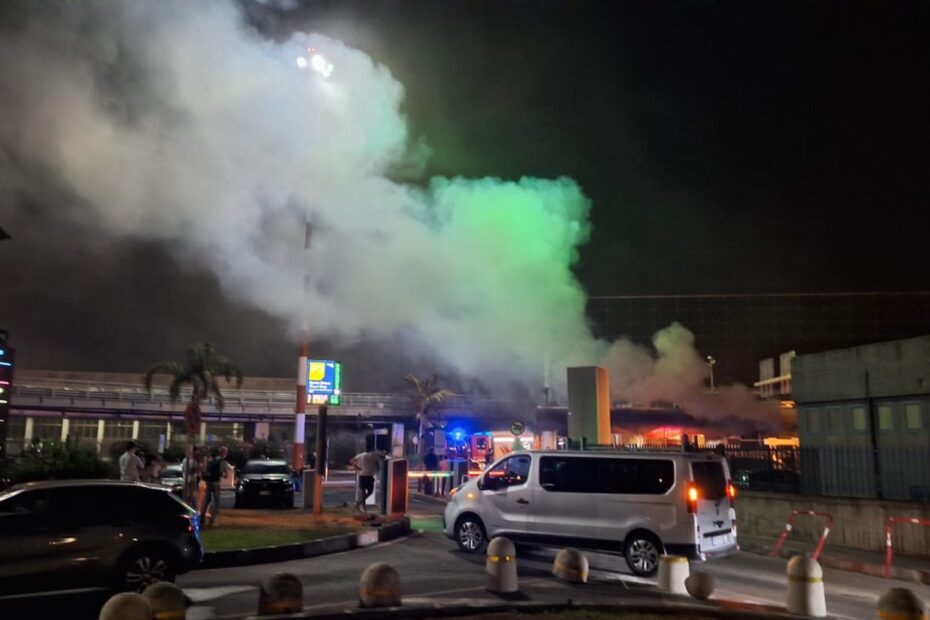 Incendio all'aeroporto di Catania, voli sospesi fino al 19 luglio