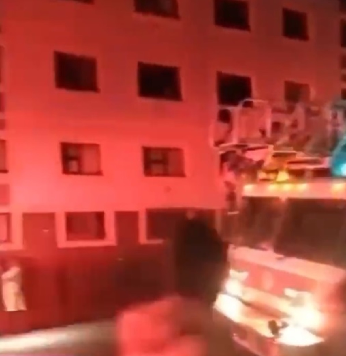incendio 73 morti video testimonianza