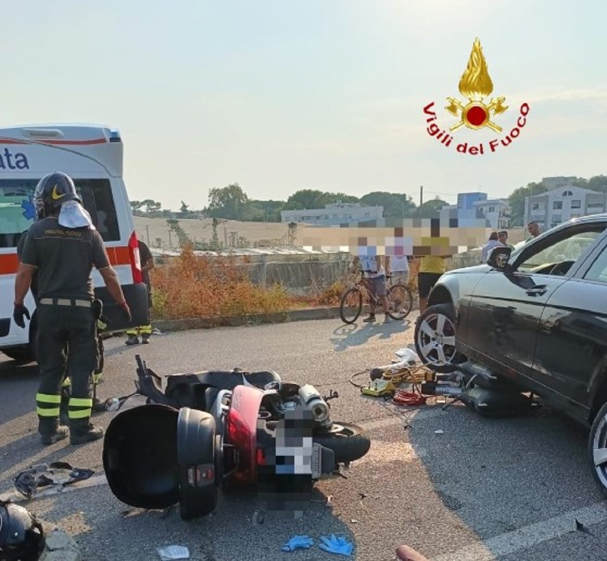 Policoro scooter contro auto morto centauro 