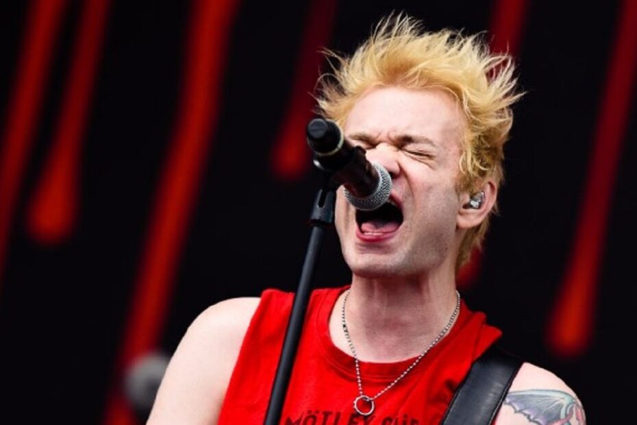 Deryck Whibley il frontman dei Sum 41 ricoverato per un'infezione